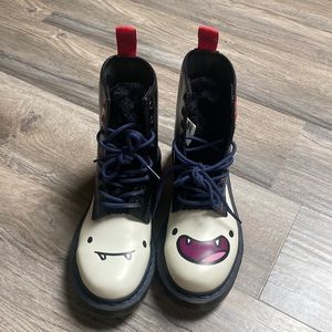 Dr. Martens Adventure Time Marceline Boots size 5 rare!